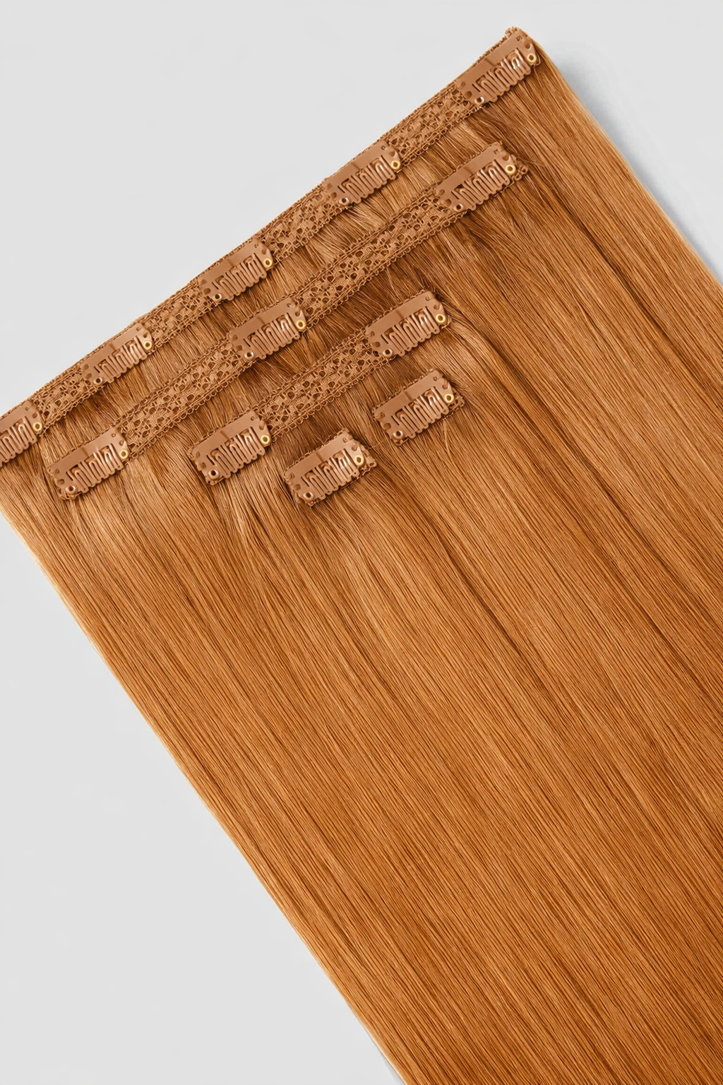 CLIP IN HAIR EXTENSIONS Light Brown, Straight, Natural Look, 100% Human Hair, Easy Clip In, Comfortable Fit, Versatile Styling, Long Lasting Quality. CLIHAIR40