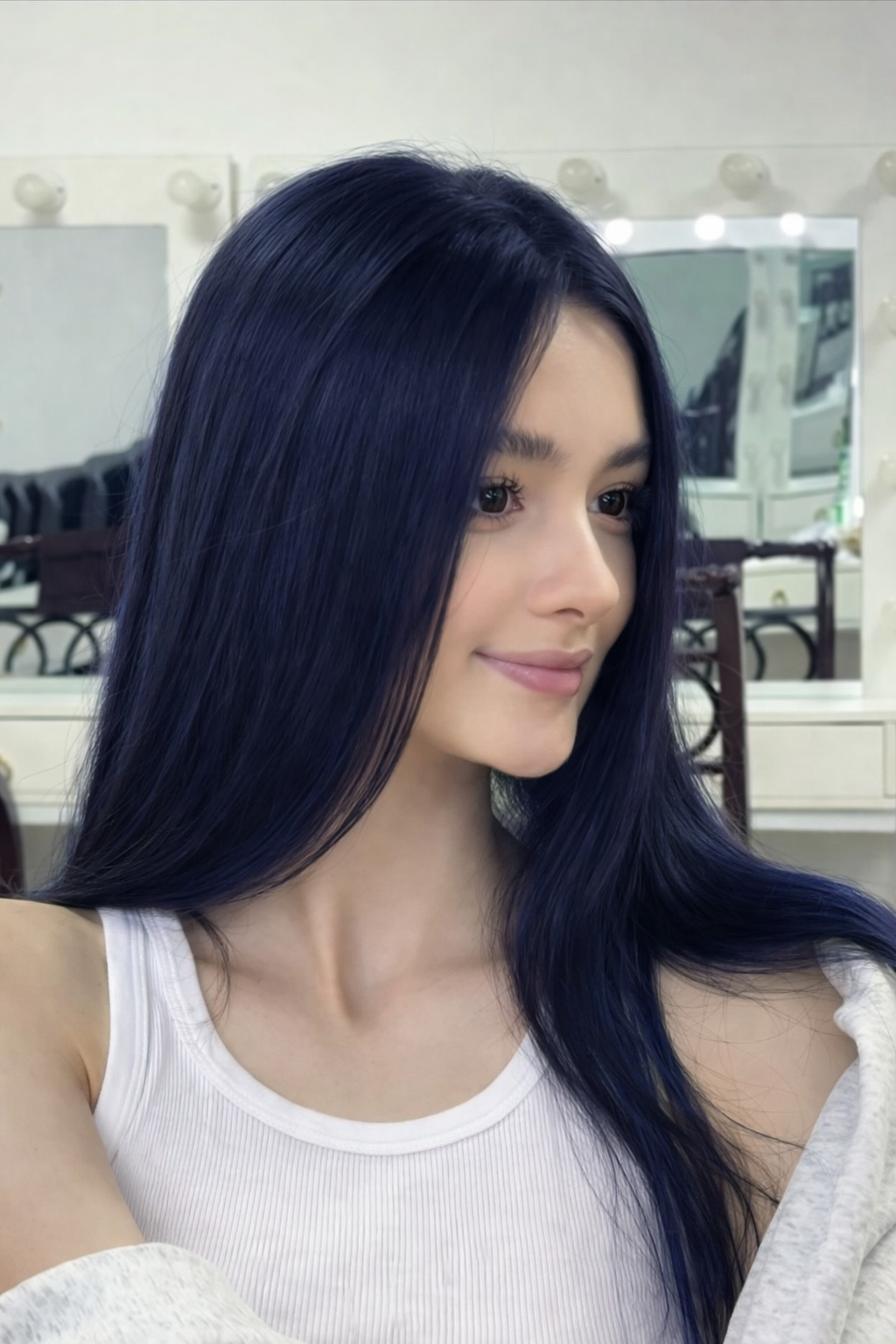 CLIP IN HAIR EXTENSIONS Blue Black, Straight, Natural Look, 100% Human Hair, Easy Clip In, Comfortable Fit, Versatile Styling, Long Lasting Quality. CLIHAIR14