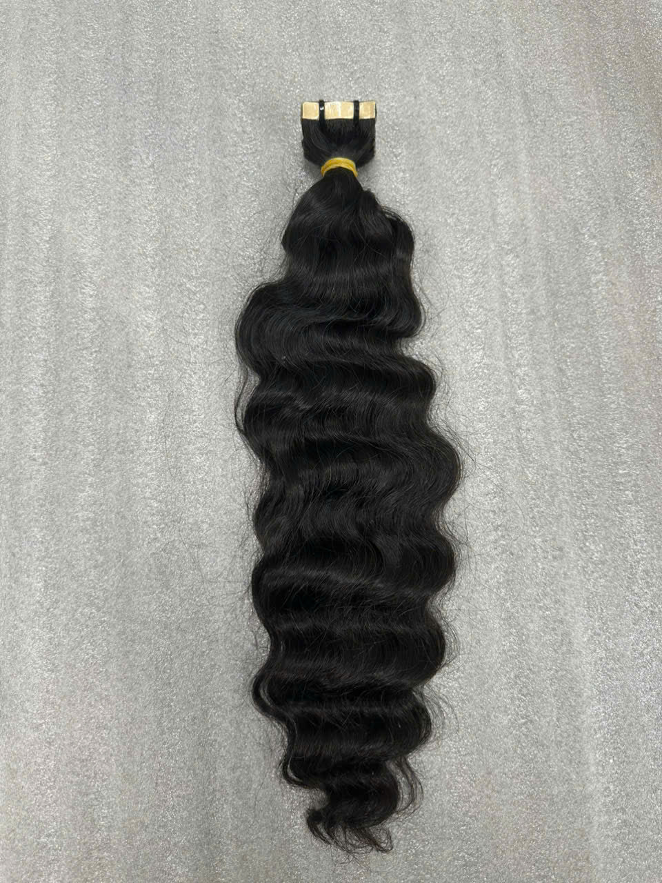 WEFT HAIR EXTENSIONS, PREMIUM HAIR WITH VOLUMINOUS WAVES. WHHAIR02